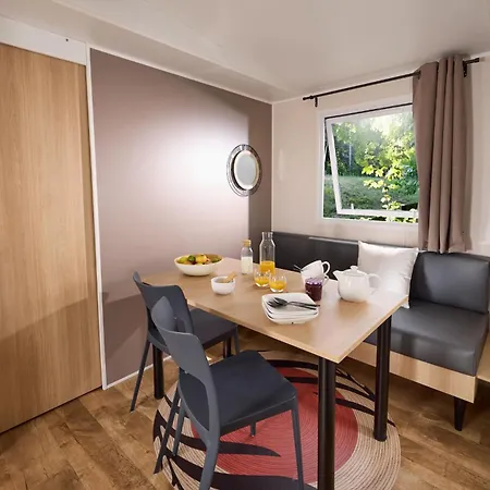 Eco-lodge Lou Pantai Camping 3*